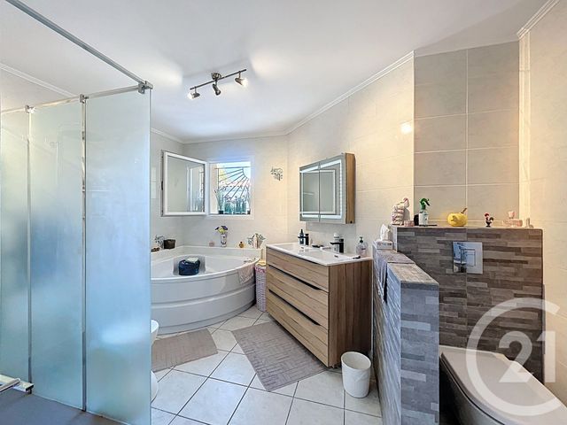 Afficher la photo en grand maison à vendre - 5 pièces - 117.05 m2 - CONDOM - 32 - MIDI-PYRENEES - Century 21 J.V. Immobilier