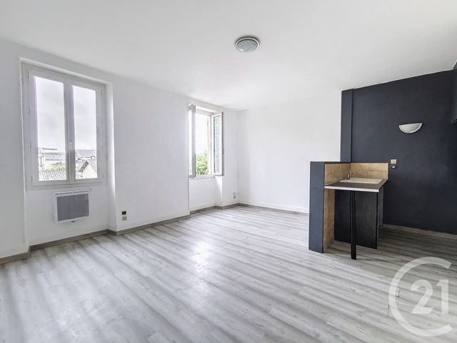 Appartement T3 à vendre - 3 pièces - 51.4 m2 - CONDOM - 32 - MIDI-PYRENEES - Century 21 J.V. Immobilier