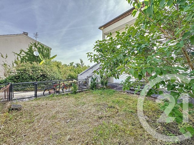 Appartement T3 à vendre - 3 pièces - 51.7 m2 - CONDOM - 32 - MIDI-PYRENEES - Century 21 J.V. Immobilier